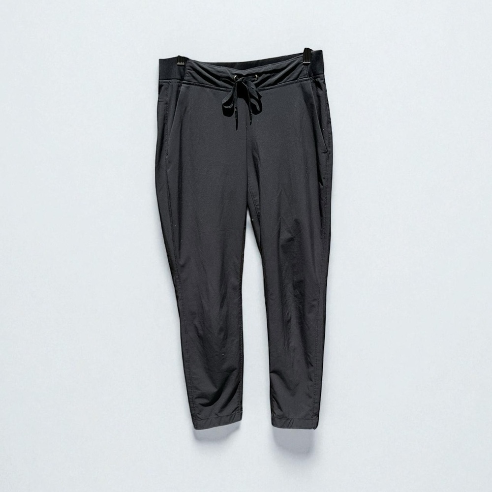🌻Athleta Black Jogger-style Pants Size 0  | Workouts Yoga Travel pants